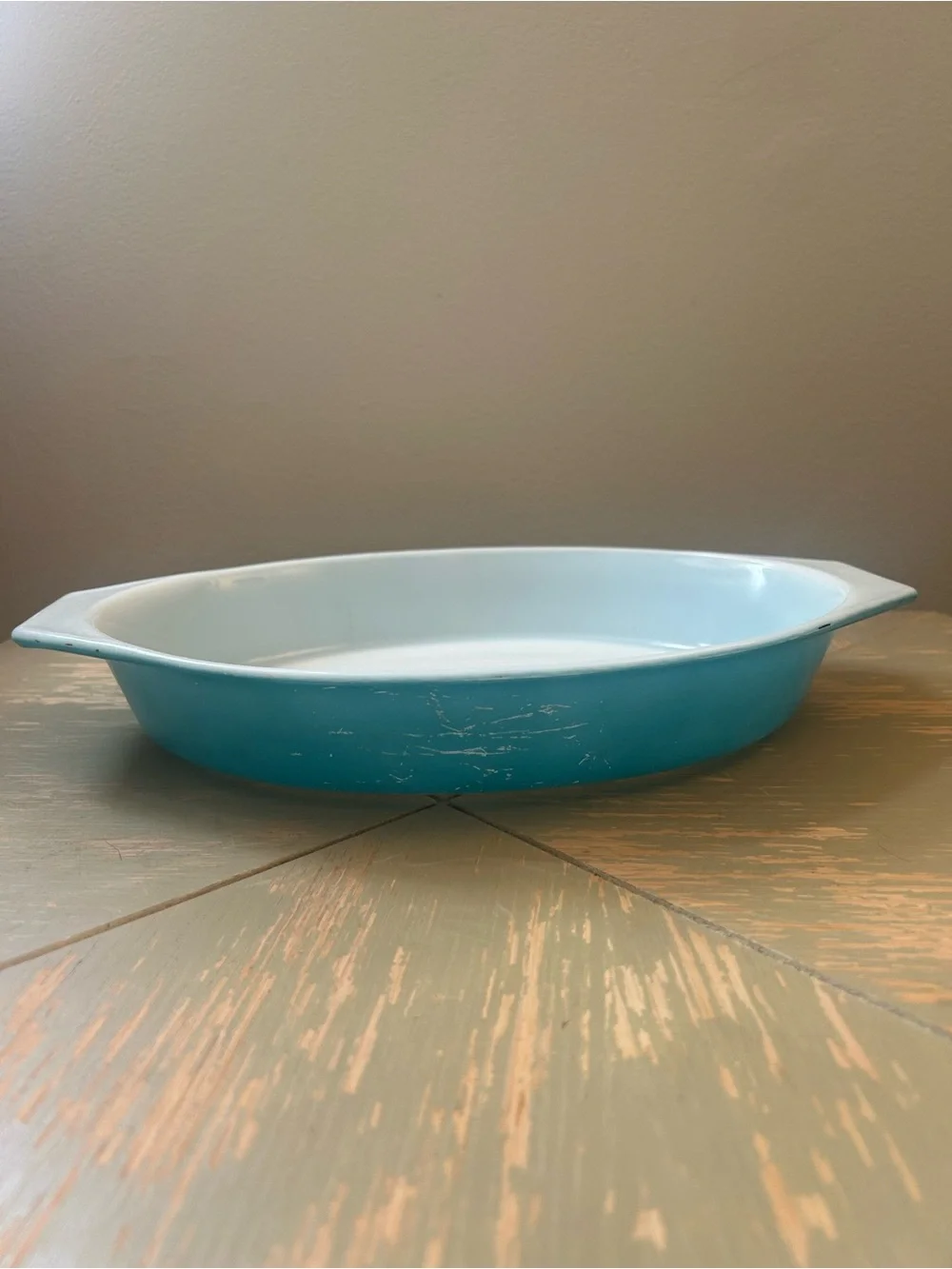 Pyrex Turquoise Unmarked 043 Casserole Dish